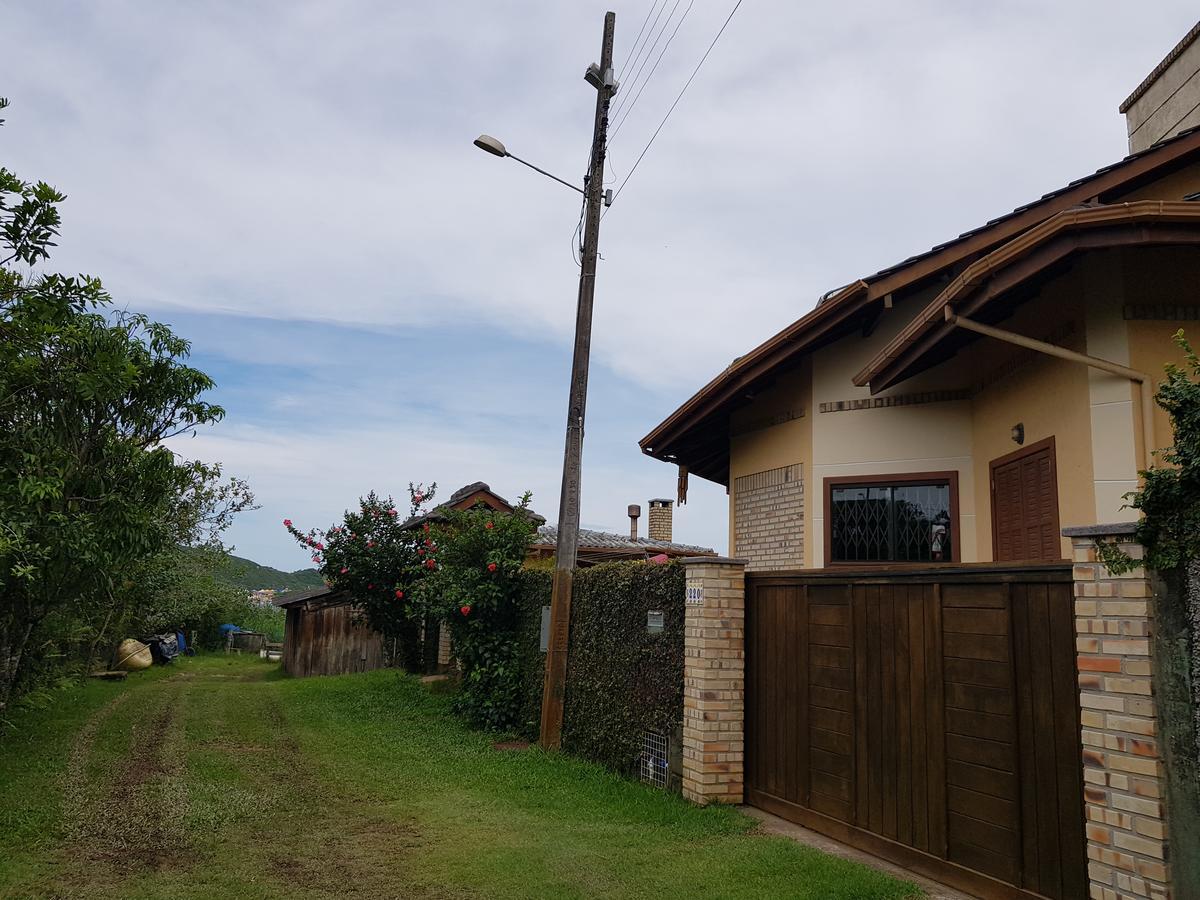 Casa Da Marcia - Guarda Do Embau Villa Bagian luar foto